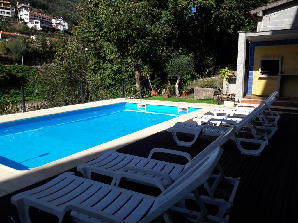 Casa Ribom Apartment Geres Exterior photo